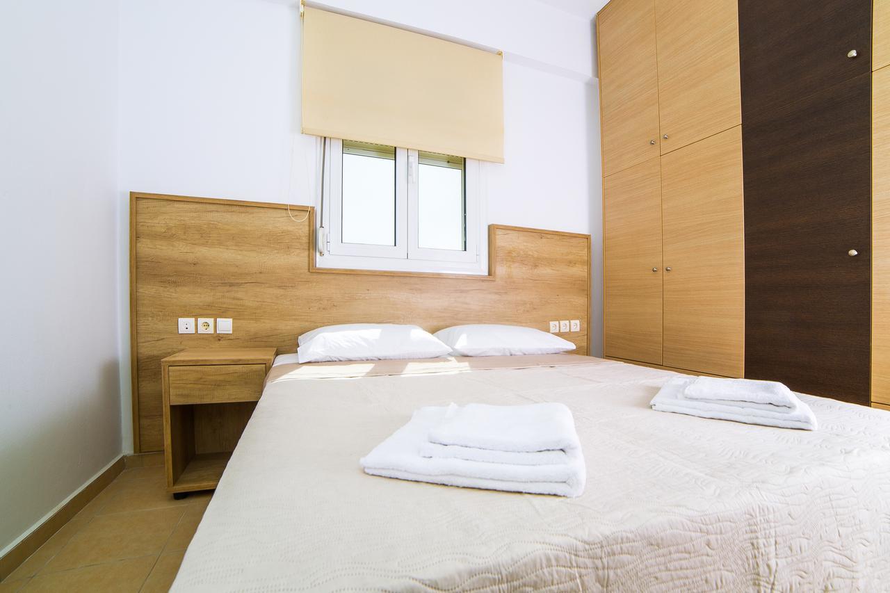 Eva Apartments Koutouloufari Esterno foto