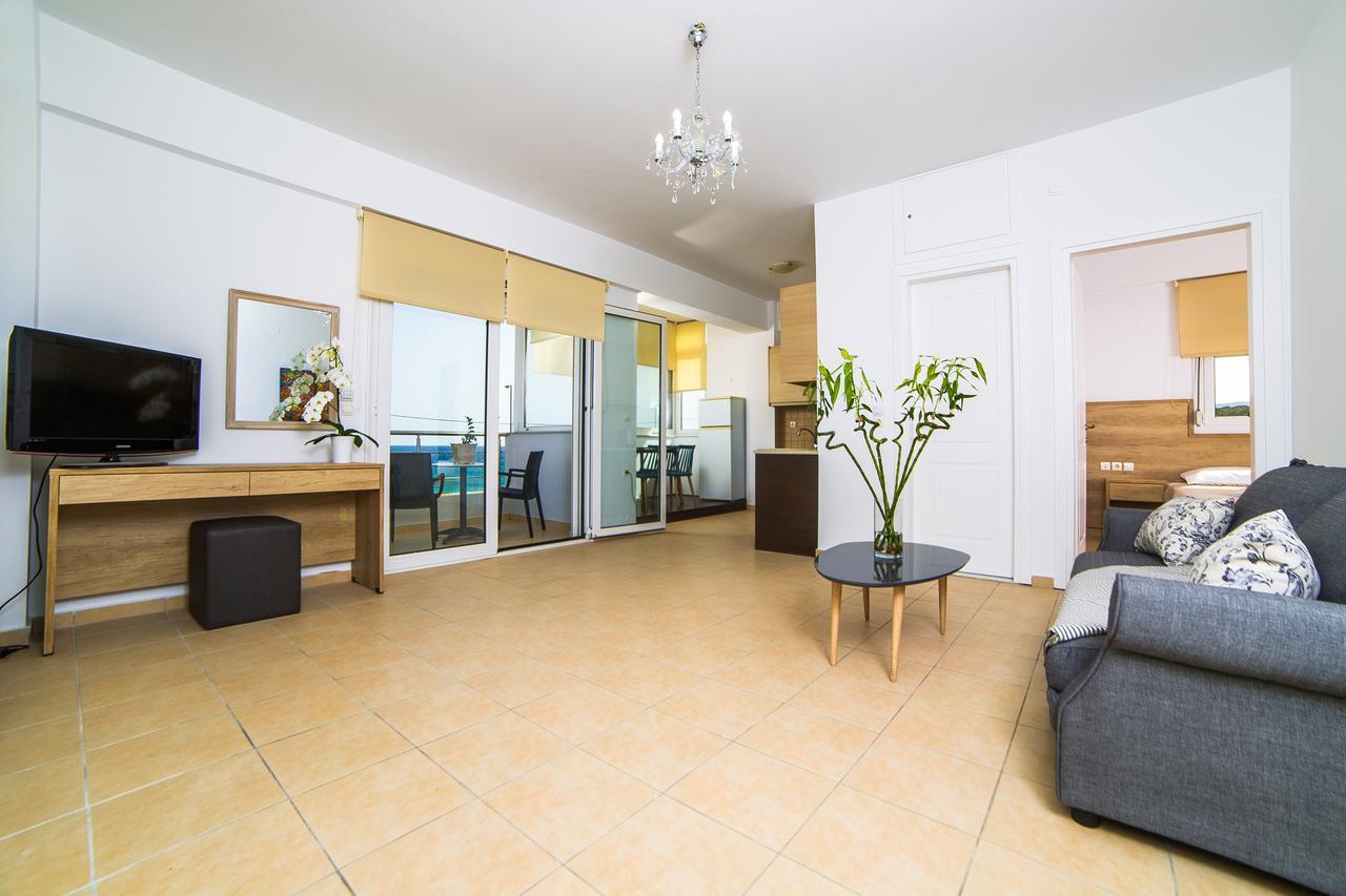 Eva Apartments Koutouloufari Esterno foto