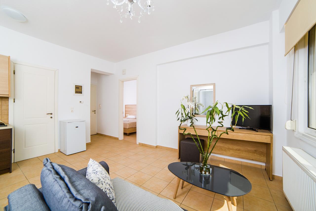 Eva Apartments Koutouloufari Esterno foto